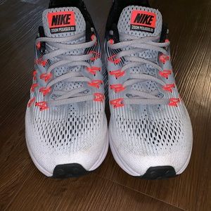 Nike Zoom Pegasus Running Shoes SZ 8.5